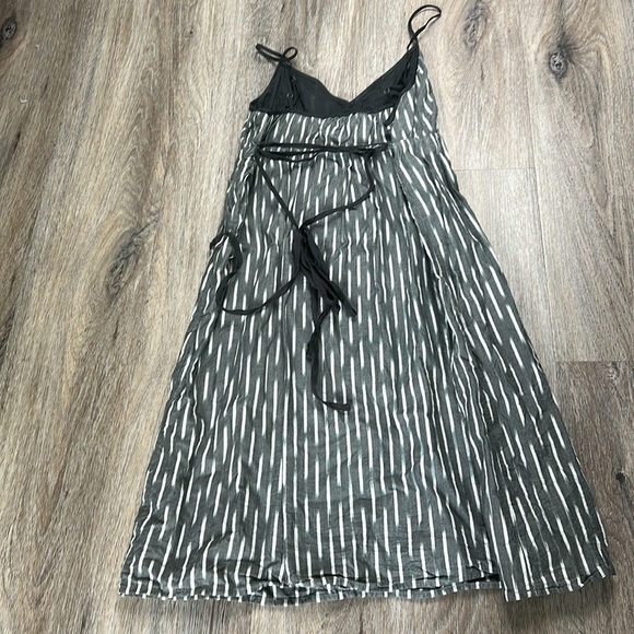 Converse Black and White 100% Cotton Midi Dress - Picture 3 of 16